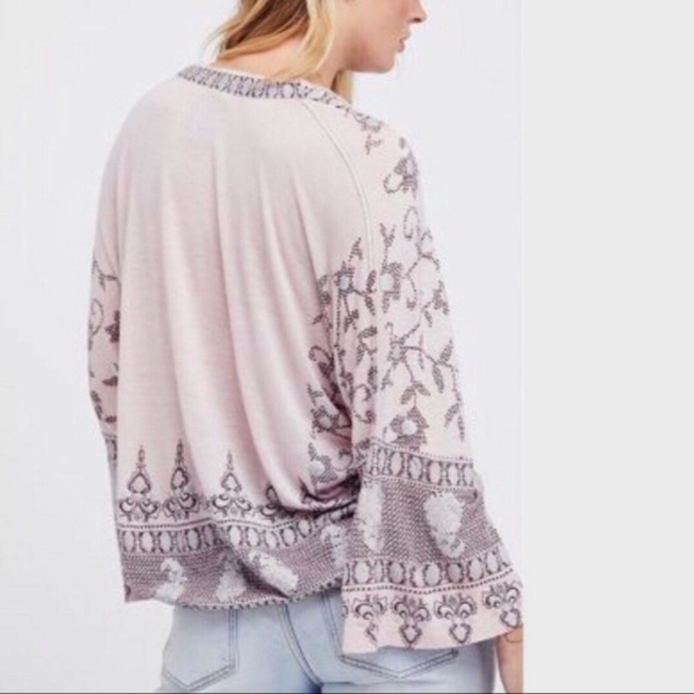 New! FREE PEOPLE Lilac Medallion Print Top - Picture 5 of 5
